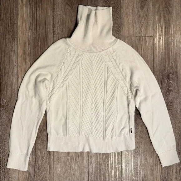 Tommy Hilfiger Off-White Turtleneck Sweater - Picture 1 of 8